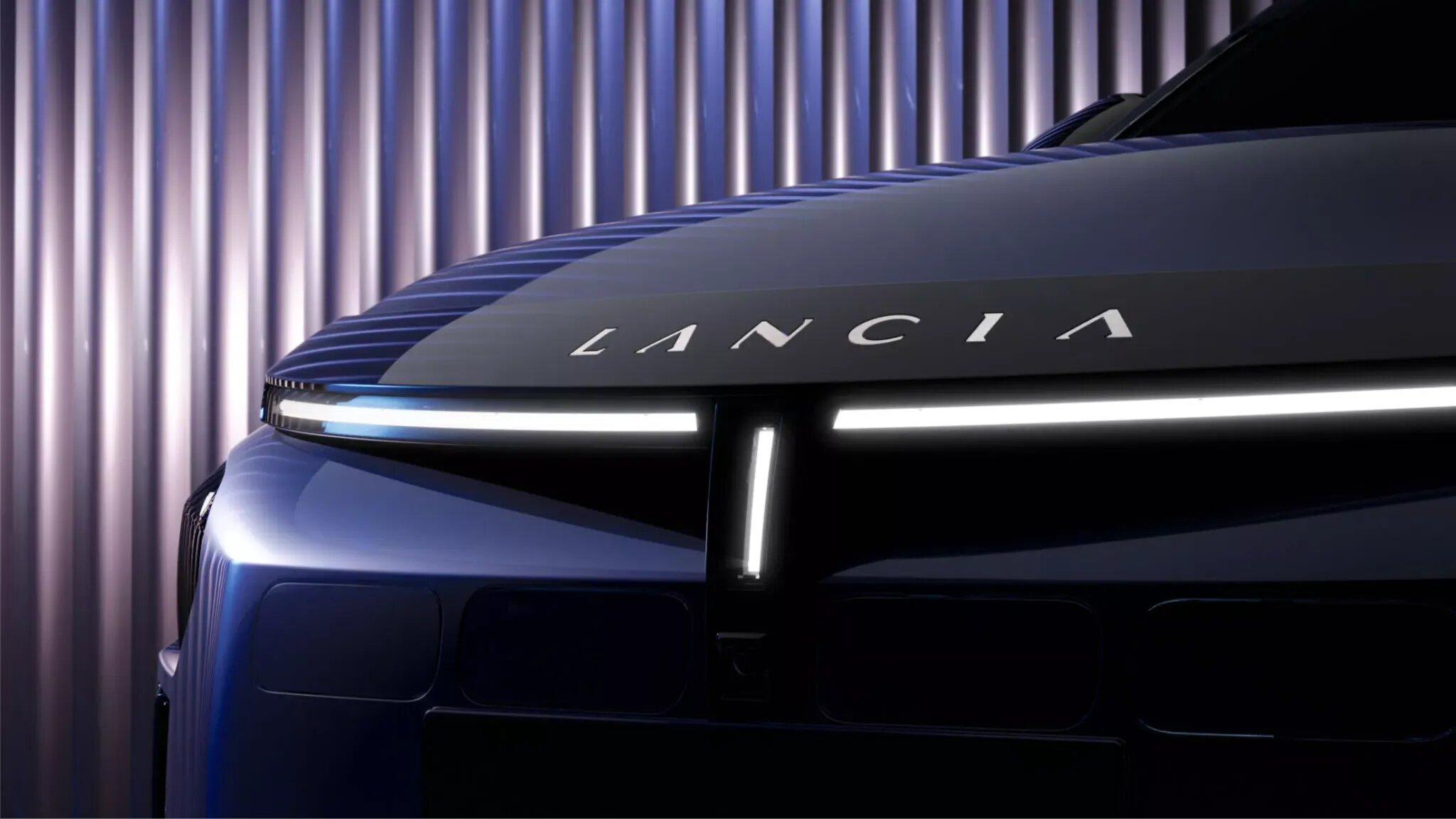 Lancia показала «световую подпись» нового хэтчбека Ypsilon: он похож на концепт