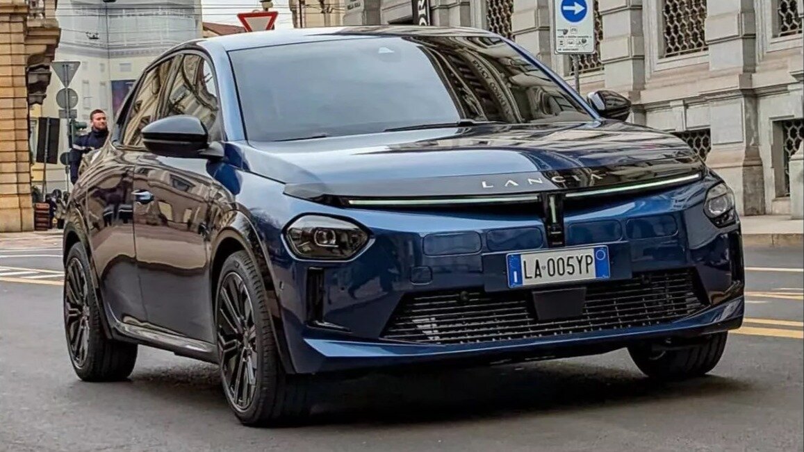Дизайн новой Lancia Ypsilon окончательно рассекречен