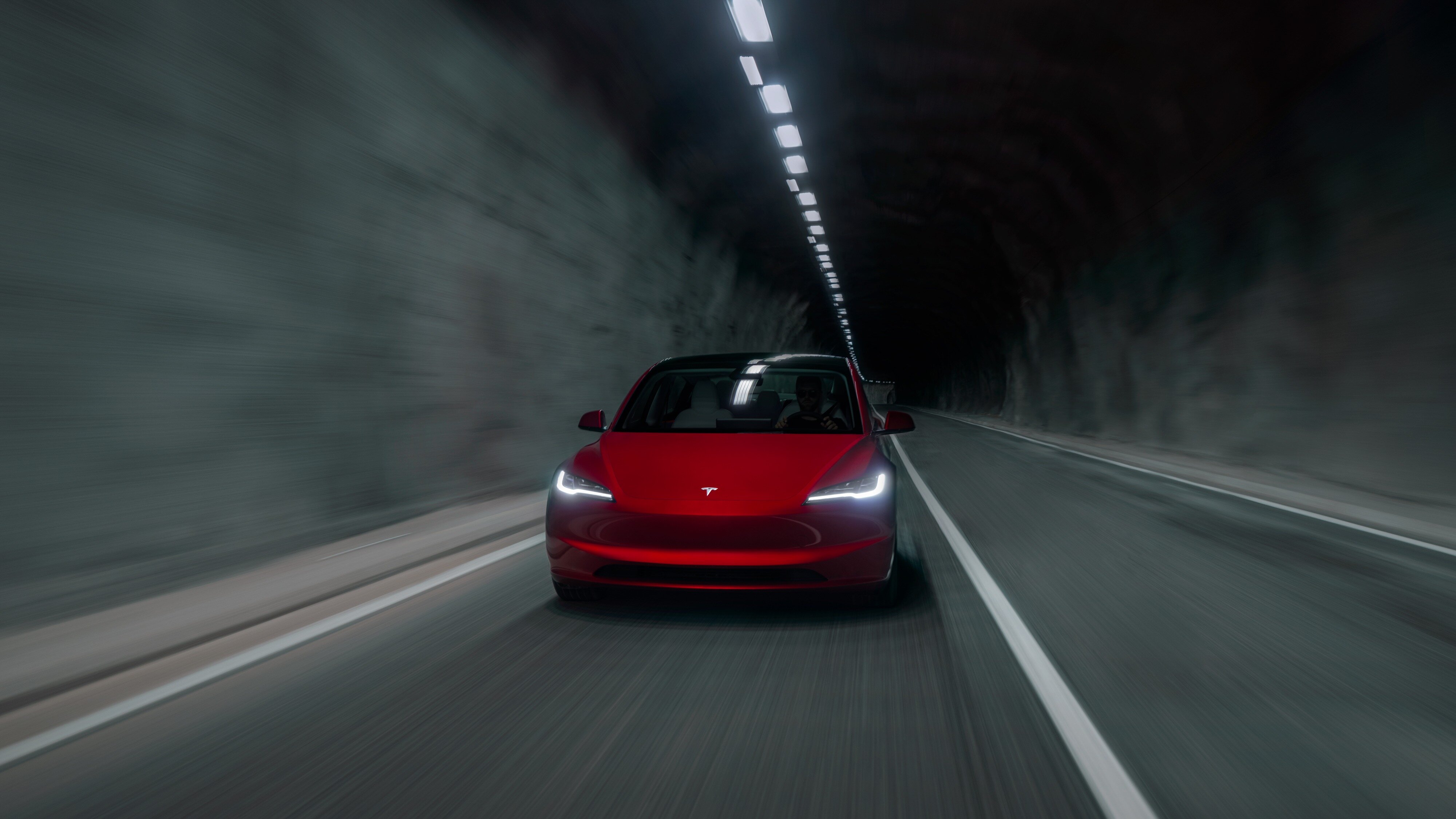 Tesla оставит только подписку на «автопилот» — за 99 долларов месяц