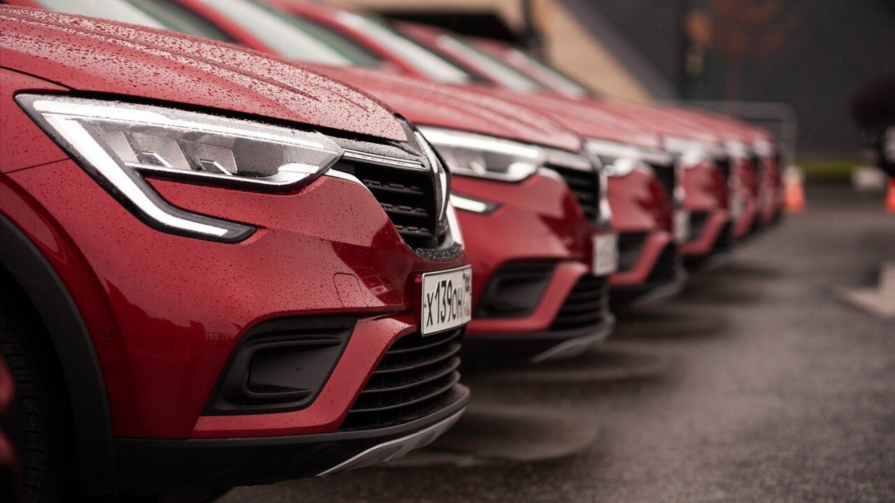 С «Москвича» хотят взыскать долги Renault
