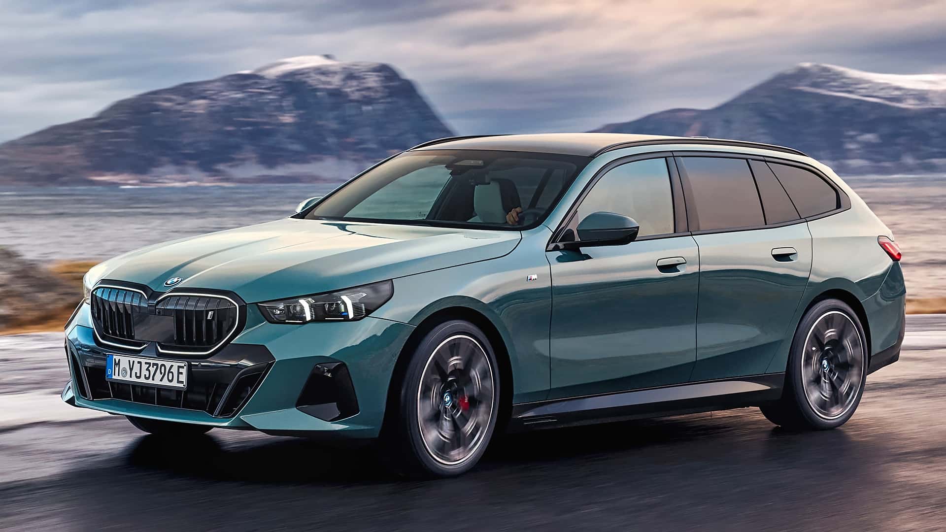 Новый универсал BMW 5 серии получил кузов длиннее пяти метров