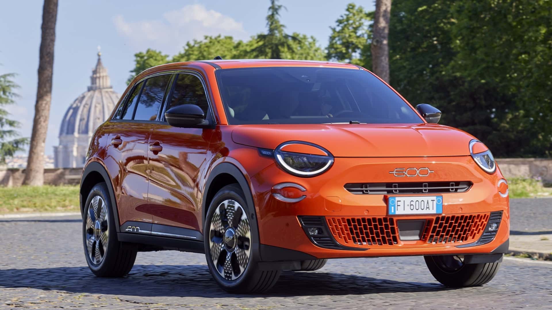 Представлен электрокроссовер Fiat 600: 156 сил, батарея на 400 км и цена от 36 тысяч евро