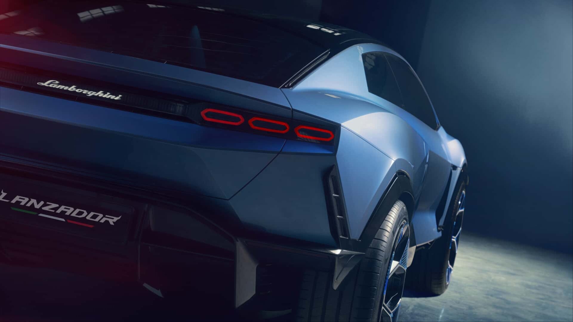 Lamborghini выпустит суперкроссовер на батарейках