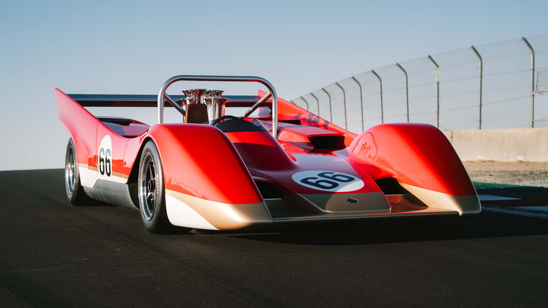 Lotus выпустит гоночную машину за миллион фунтов по чертежам полувековой давности