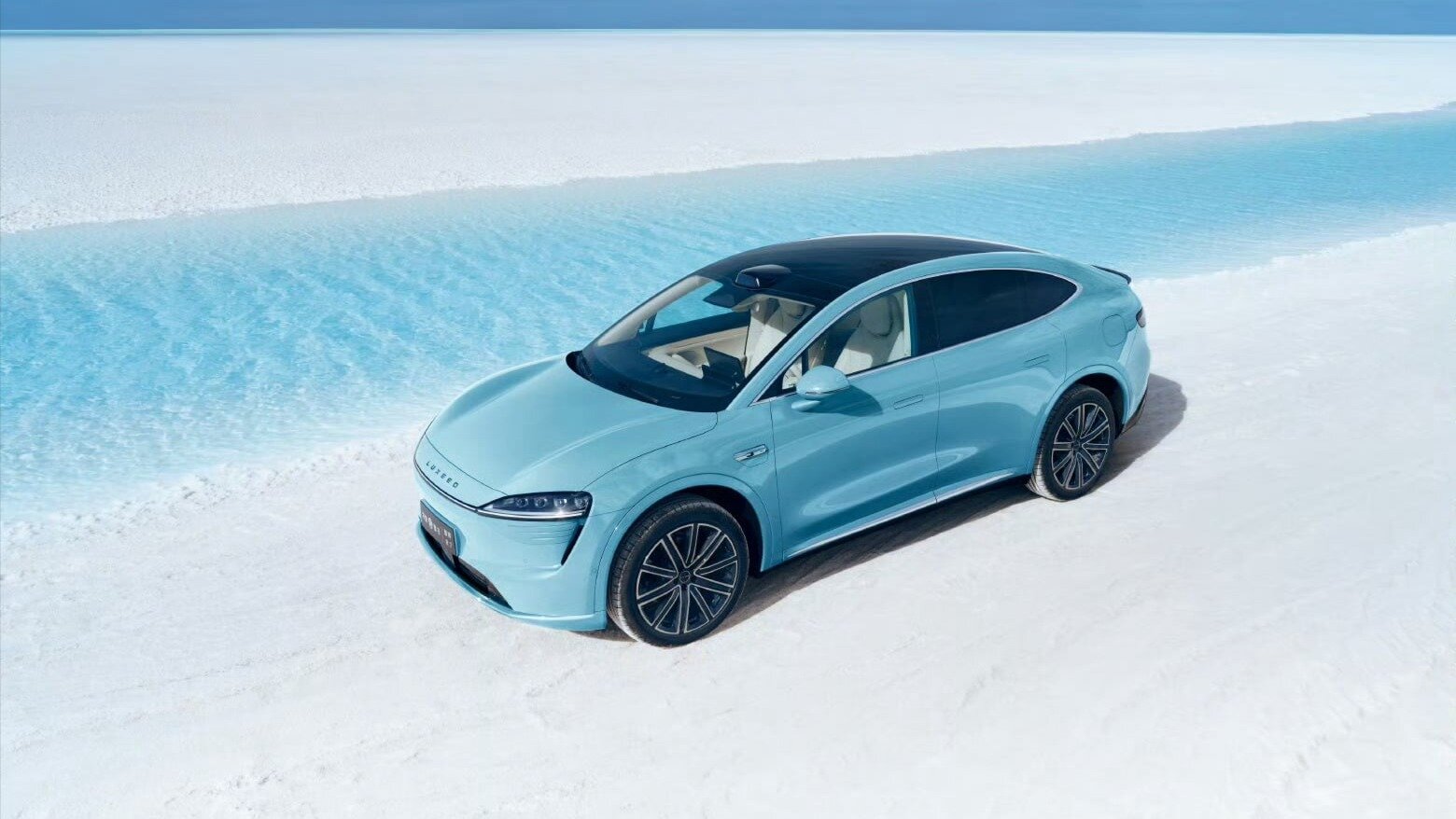 Luxeed R7 от Huawei и Chery стал дальнобойным гибридом