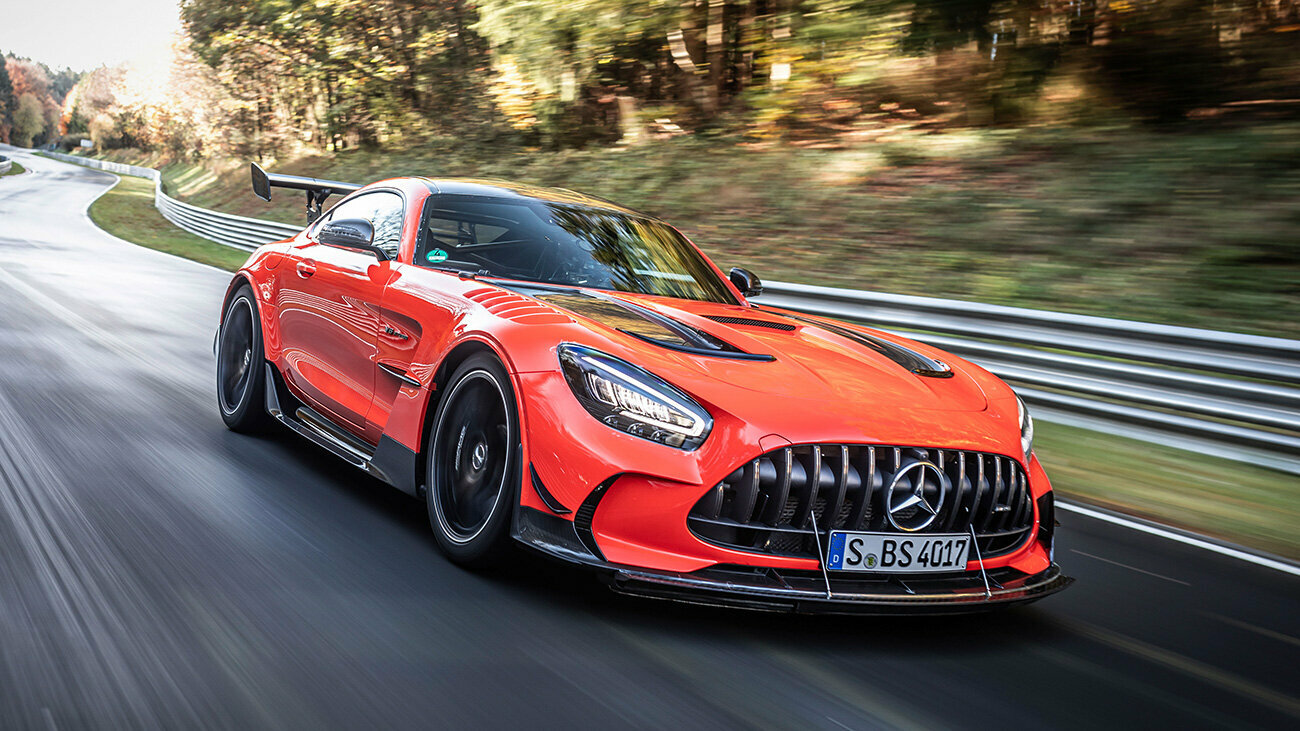 В Mercedes-AMG поздравили Porsche с рекордом Нюрбургринга. Но не без иронии