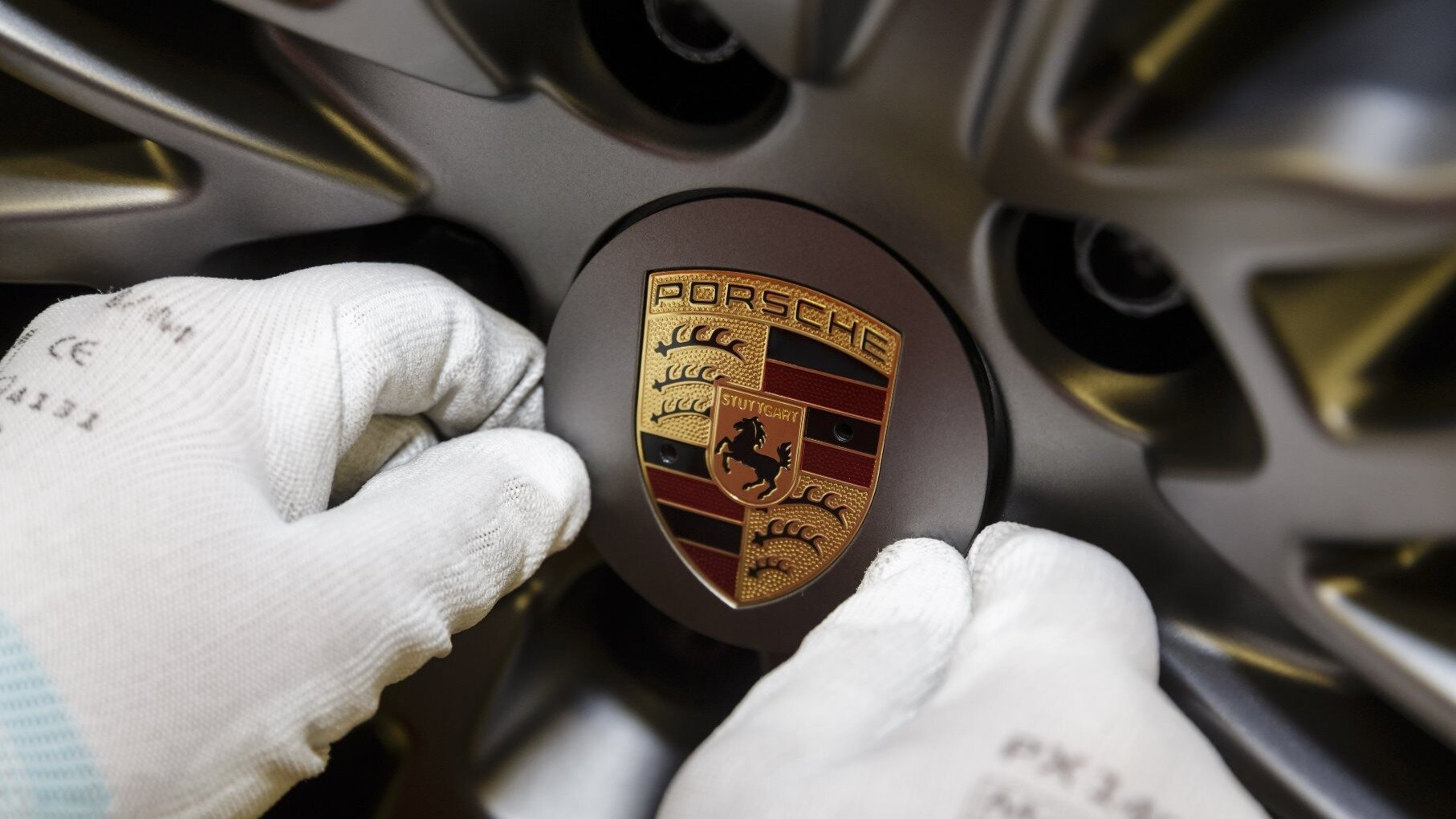 Из-за новых пошлин Трампа Porsche и Mercedes-Benz потеряют почти 4 миллиарда долларов