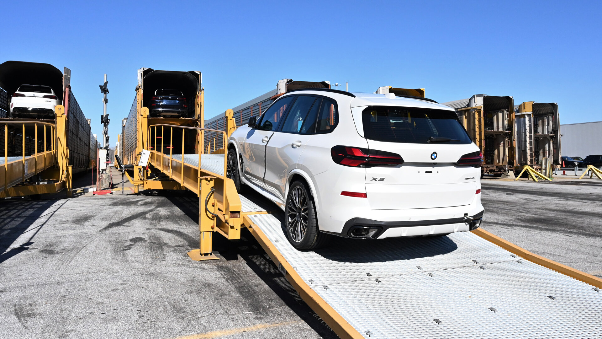 Подтверждена скорая премьера нового BMW X5
