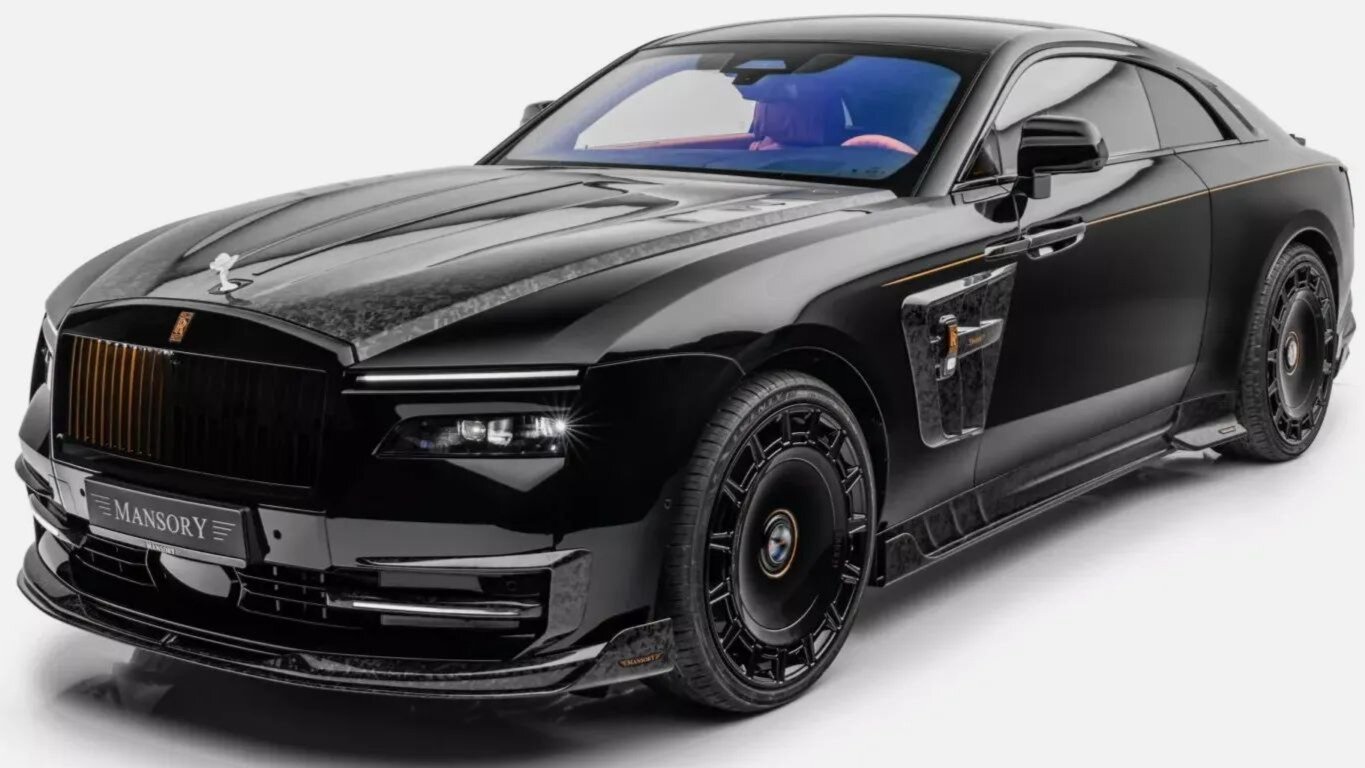 В Mansory сделали очень чёрный Rolls-Royce Spectre с оранжевым салоном