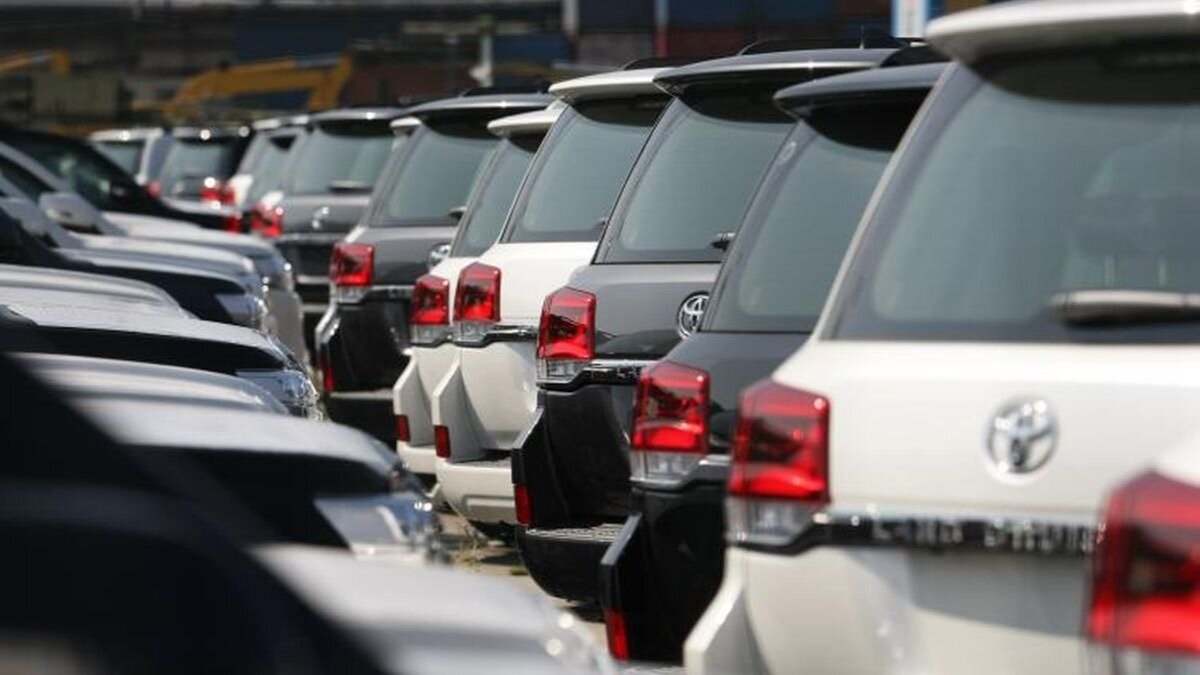 Ввоз японских автомобилей в Россию через Владивосток упал на 57 процентов после 9 августа