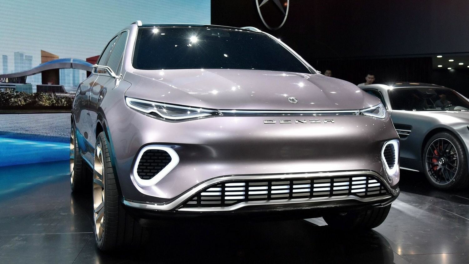 Daimler и BYD реорганизовали СП по выпуску электрокаров Denza