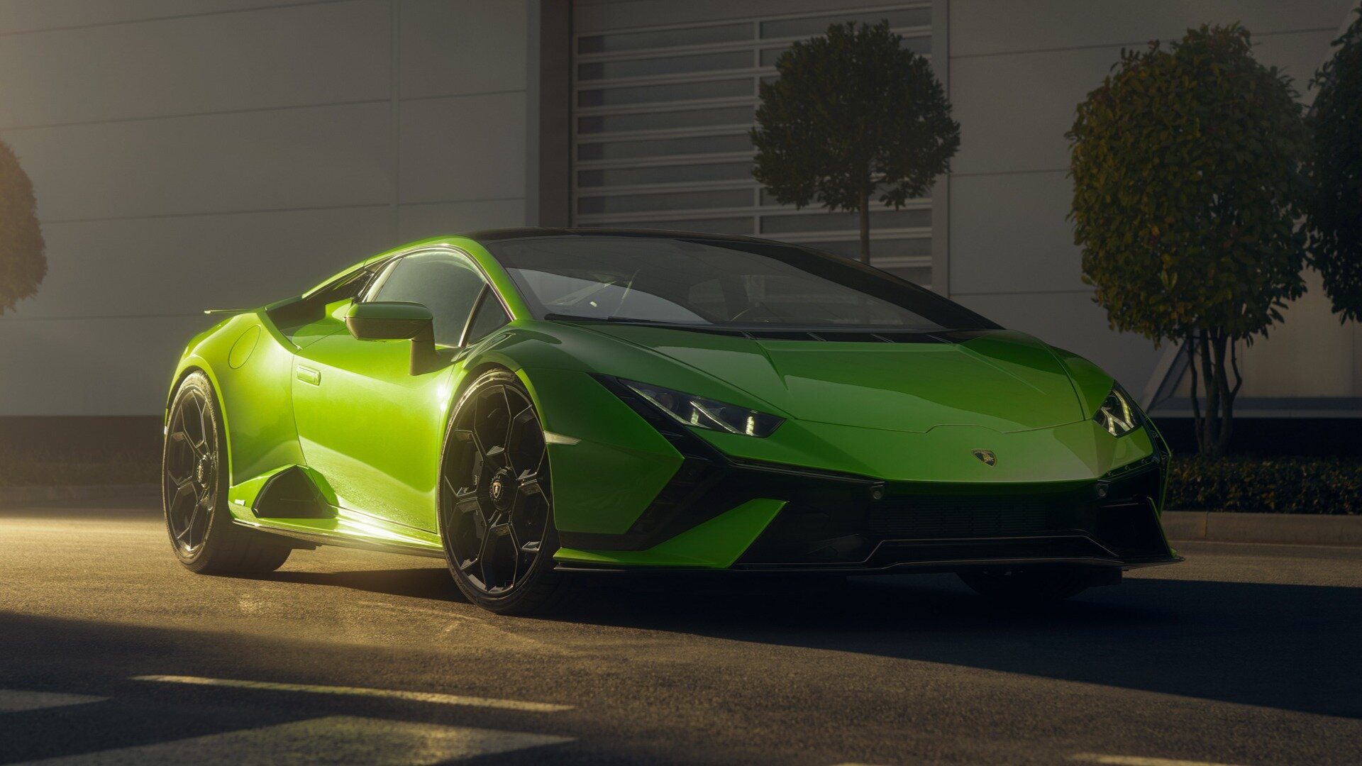 Представлен заряженный Lamborghini Huracan Tecnica: 640 сил и задний привод