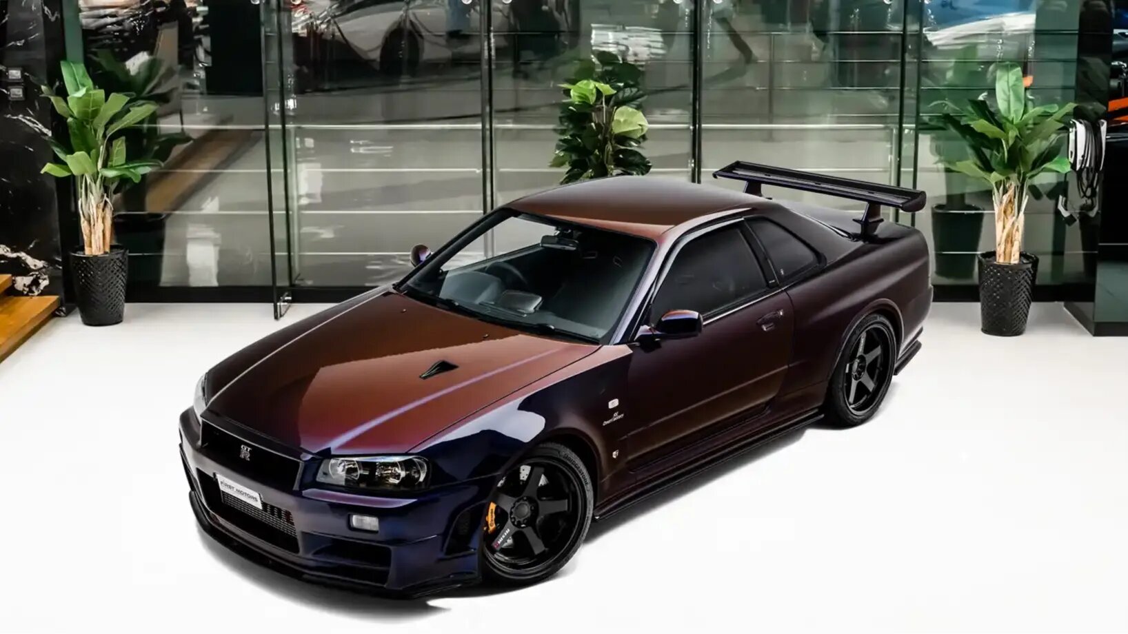 В Дубае продают один из самых редких Nissan Skyline GT-R R34