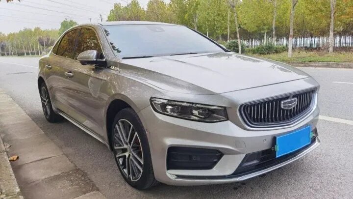 До России добрался большой седан Geely на платформе Volvo