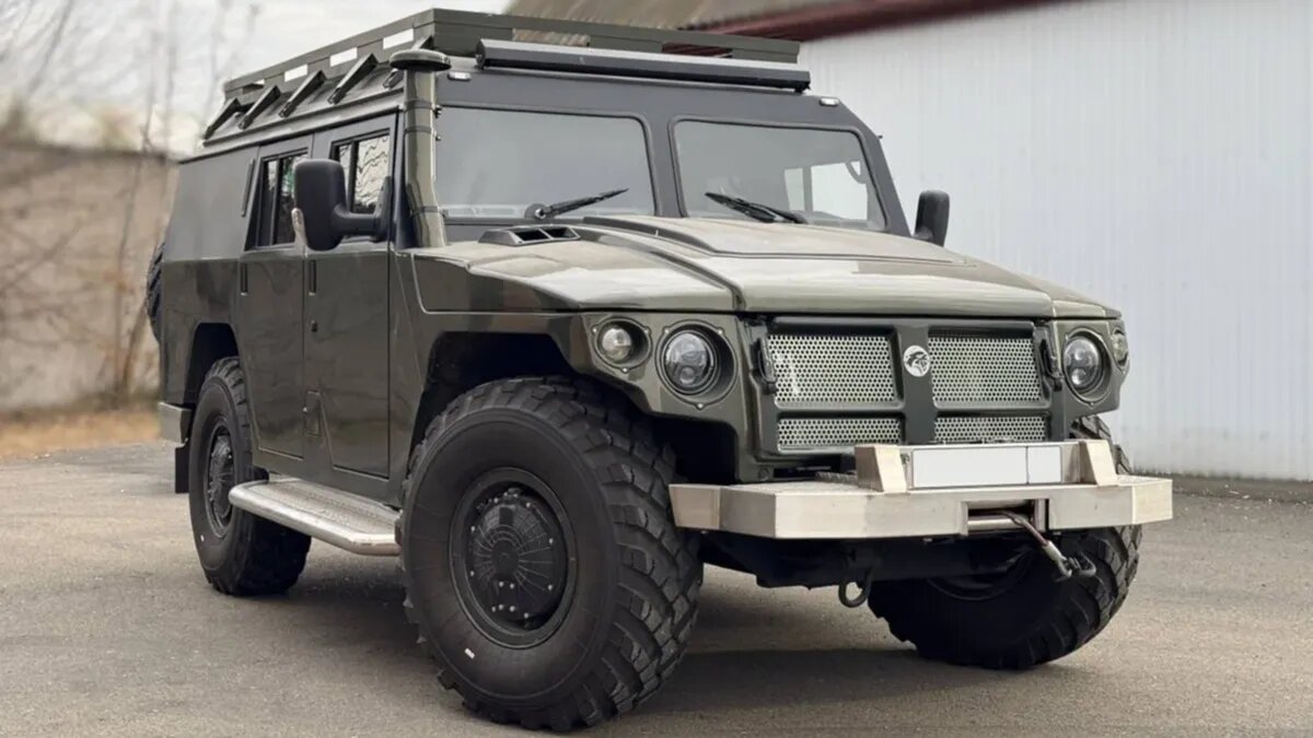 Редкий гражданский внедорожник «Тигр» выставили на продажу за 8 350 000 рублей