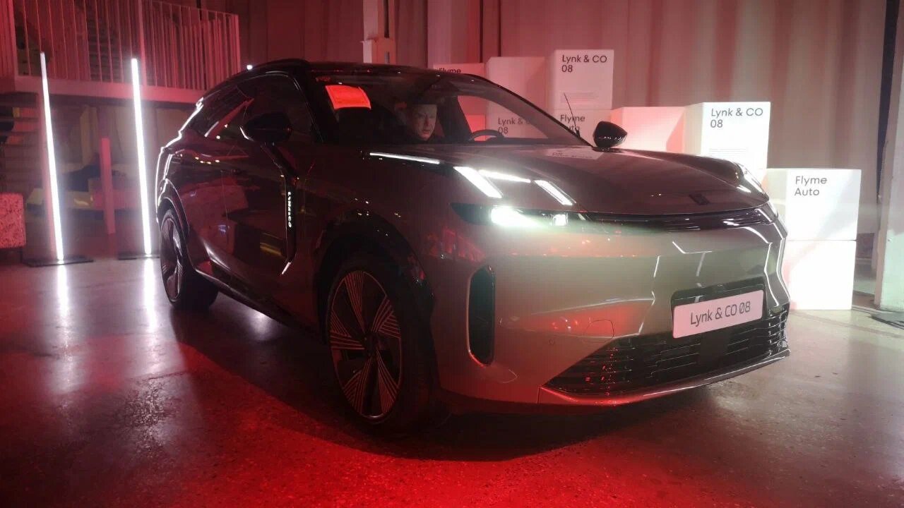 Volvo выпустит плагин-гибридный кроссовер специально для Китая