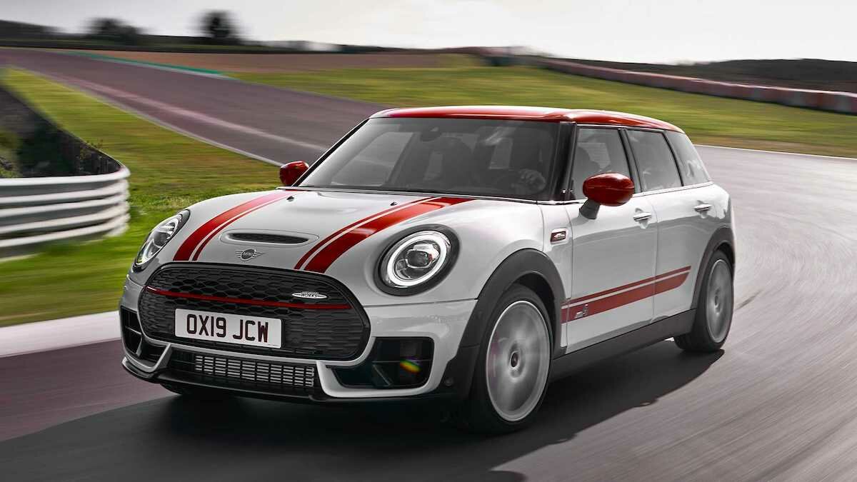 MINI впервые стали мощнее 300 сил