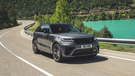 Граната с глушителем: тест 550-сильного Range Rover Velar