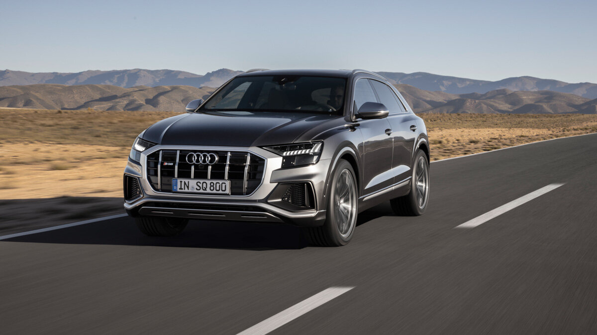 Заряженный Audi SQ8 представлен официально. И вот что нужно о нём знать