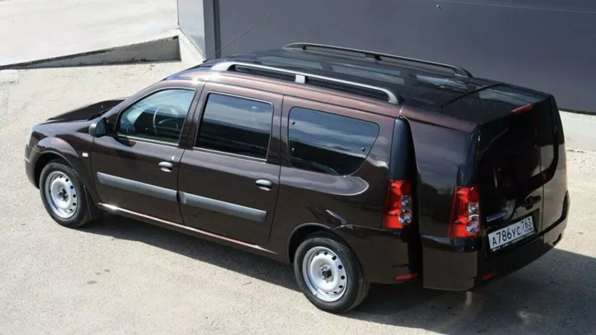 Для Lada Largus создали навесной багажник