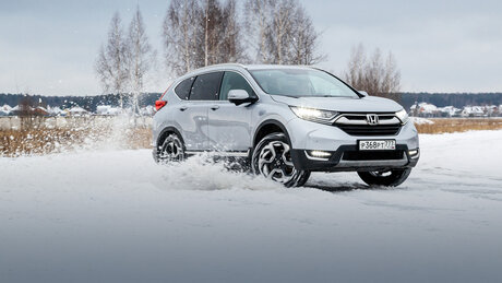 Хроники человека-невидимки: Honda CR-V, подробный тест