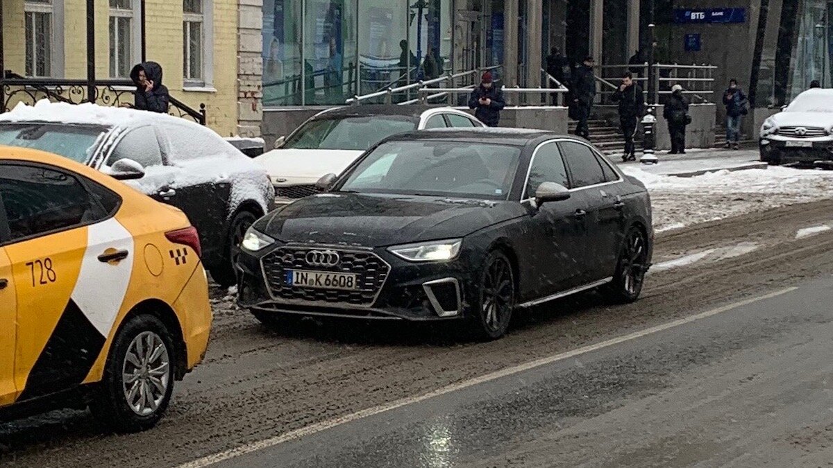 В Москве замечена новая Audi A4