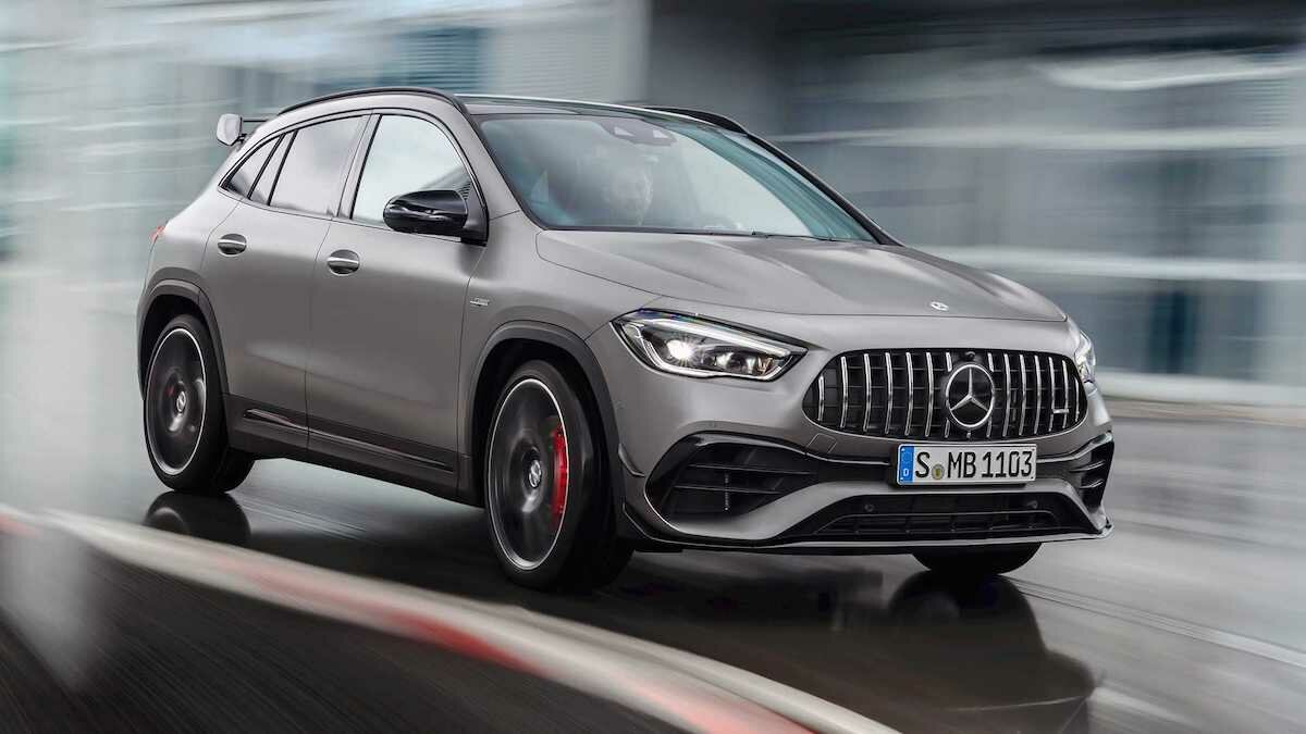 421-сильный Mercedes-AMG GLA 45 оставили без дрифт-режима