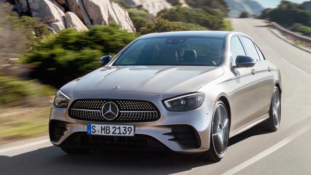 Mercedes-Benz E-класса полностью обновился