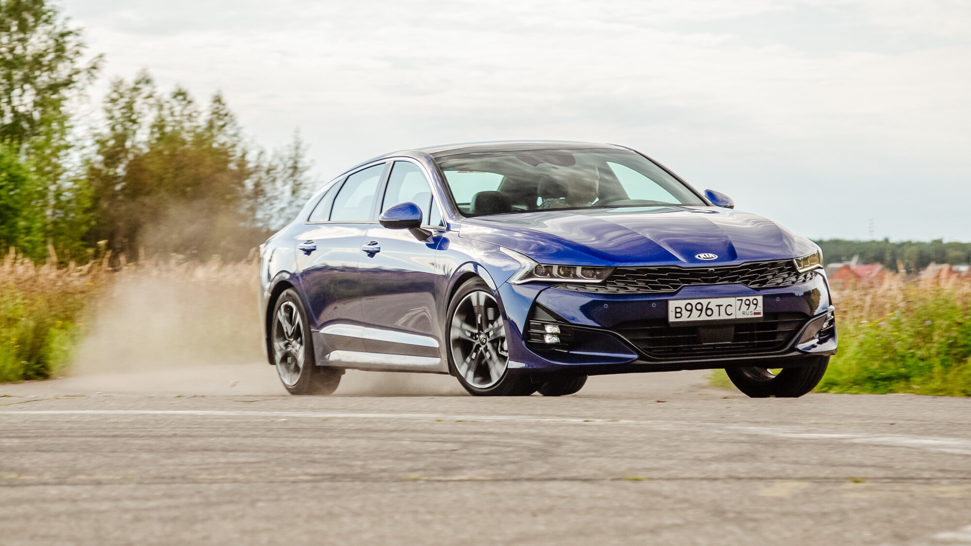 Лидер мнений. Все плюсы и минусы Kia K5: подробный тест