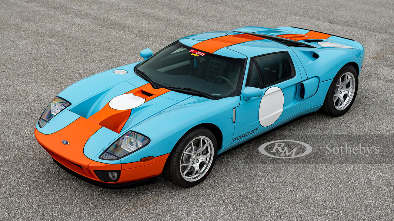 Редкий суперкар Ford GT 2006 года с пробегом 4 километра пустят с молотка
