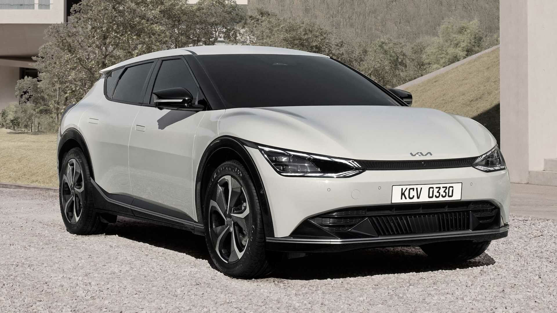 Kia рассекретила электрокроссовер EV6 и новый дизайн будущих моделей