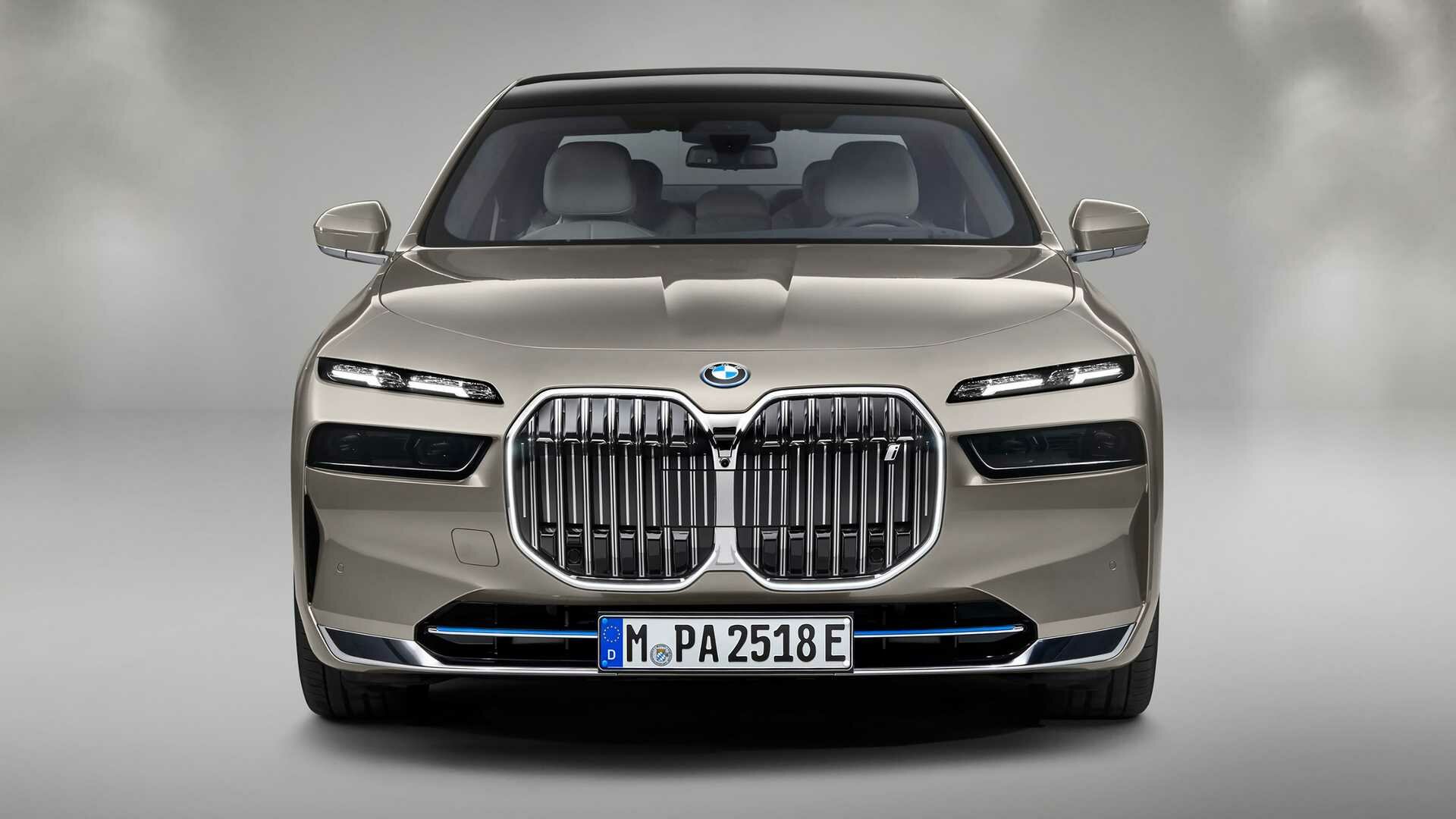 Бывший дизайнер BMW раскритиковал новую «семёрку». И за «ноздри» тоже