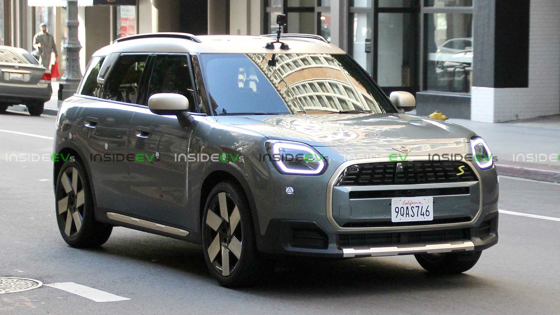 Внешность нового MINI Countryman раскрыли до премьеры