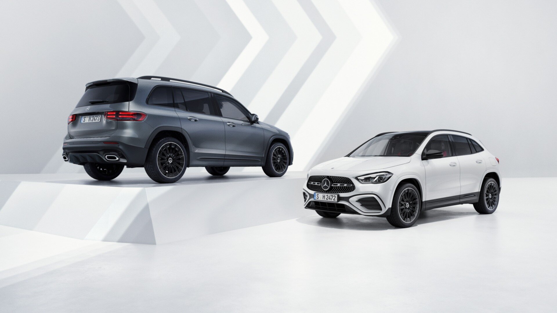 Представлены обновлённые Mercedes-Benz GLA и GLB: гибриды и медиасистема с играми