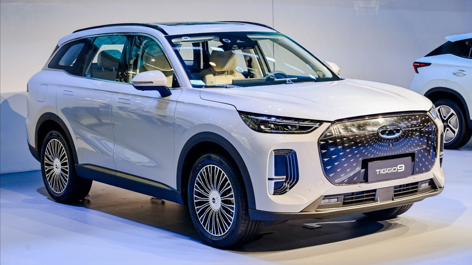 Гибридный Chery Tiggo 9 с расходом топлива 5,2 л/100 км появится в России в третьем квартале