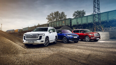Встреча в верхах. Toyota Land Cruiser 300 против LR Discovery и Infiniti QX80