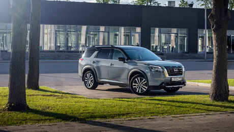 По большой любви. Все плюсы и минусы Nissan Pathfinder: подробный тест