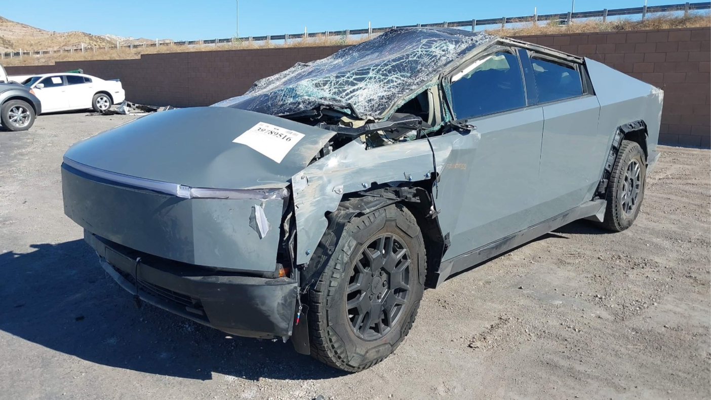 На продажу выставят «перевёртыш» Tesla Cybertruck