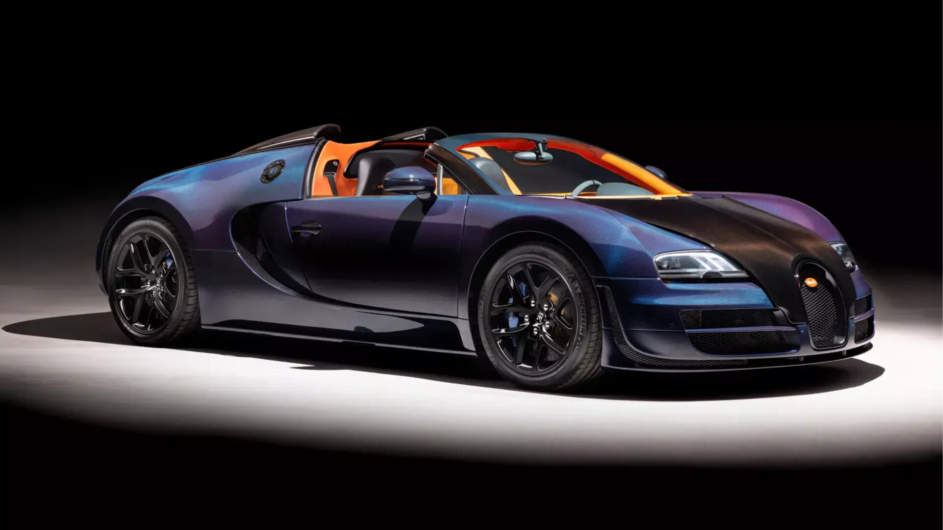 С молотка уйдёт очень редкий Bugatti Veyron с опциями на 375 тысяч евро