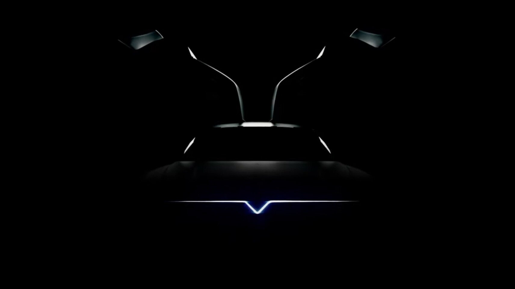 Новый DeLorean с электромотором представят в августе