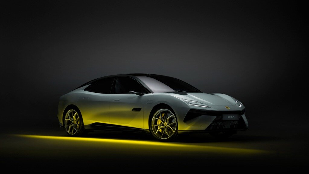 Электролифтбек Lotus Emeya для Европы оценили заметно дороже, чем в Китае