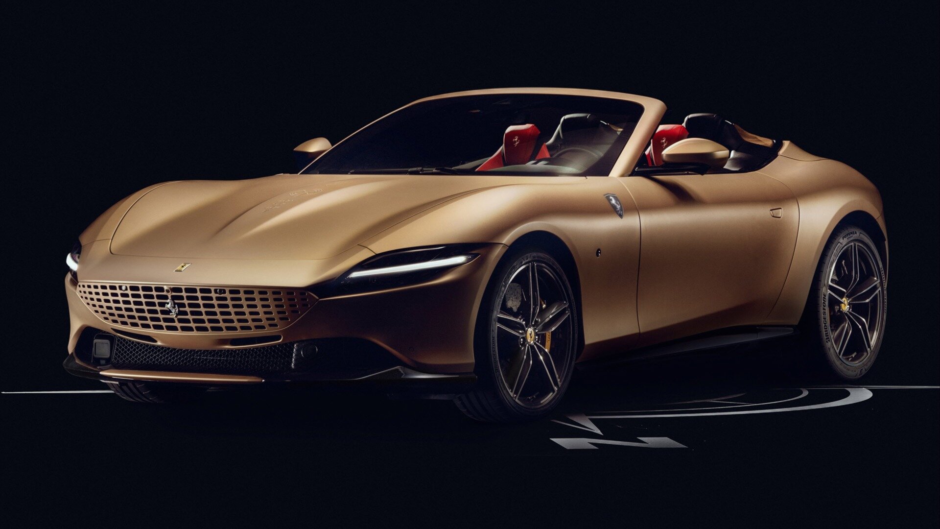 Ferrari представила уникальный Roma Spider — его отправят в музей