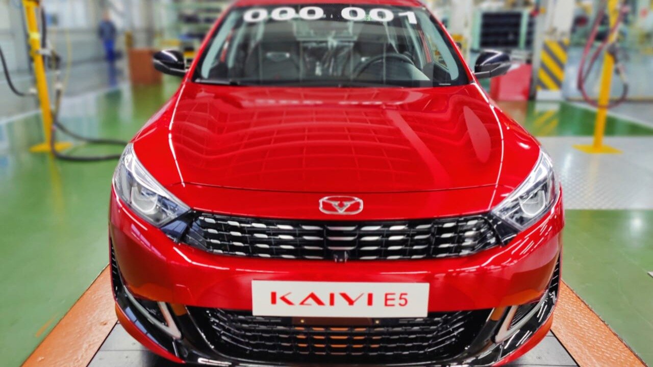 На «Автоторе» началось производство китайского конкурента Hyundai Elantra
