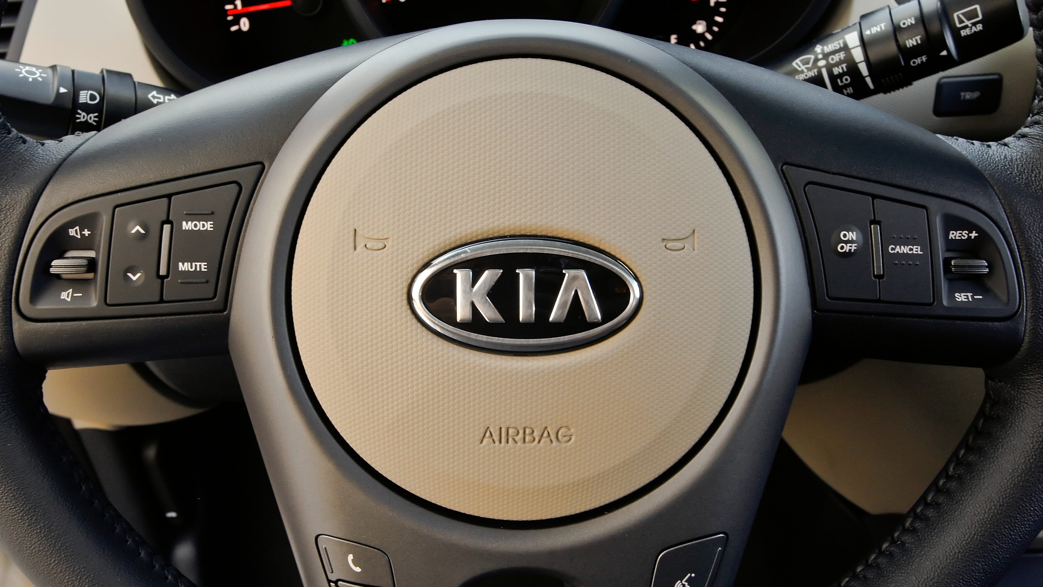 4 миллионам автомобилей Kia грозит отзыв из-за взрывающихся подушек