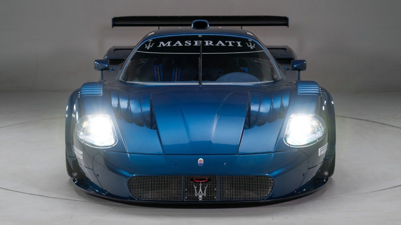 Maserati MC12 Corse с самым маленьким (возможно) пробегом в мире пустят с молотка