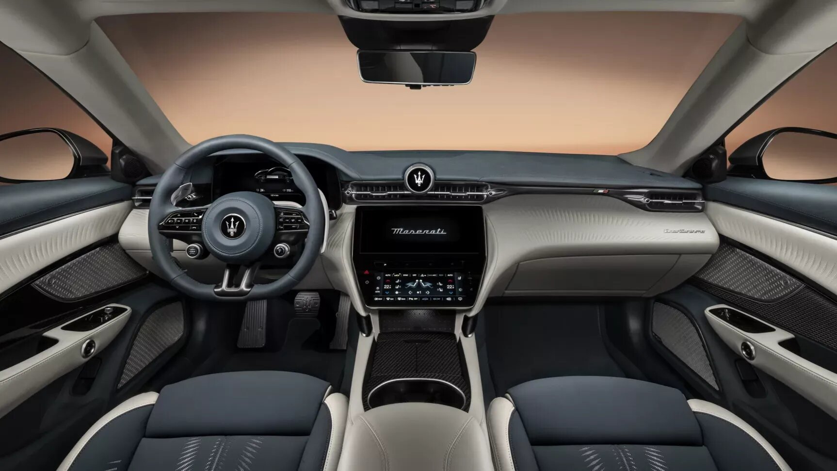 Maserati показала салон нового GranTurismo