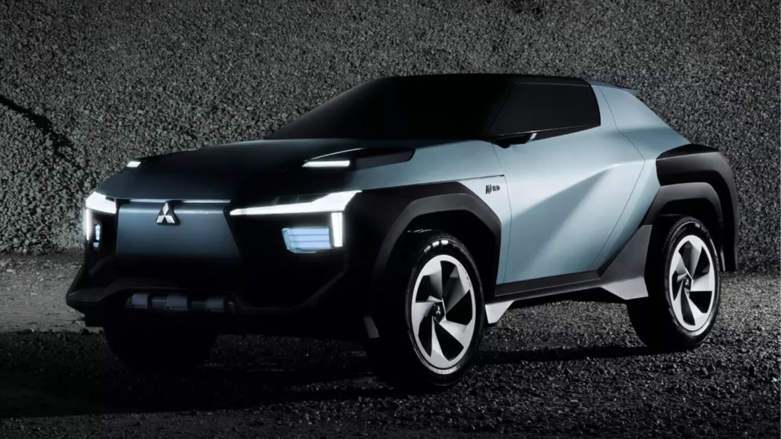 Кроссовер Mitsubishi Moonstone 2035 года получил дизайн, разработанный итальянскими студентами
