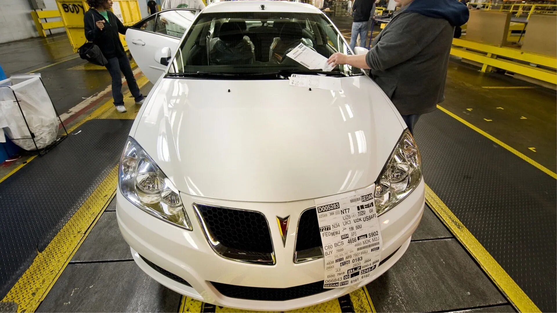 Стала известна судьба последнего Pontiac в истории: его разбили и продали всего за 450 долларов