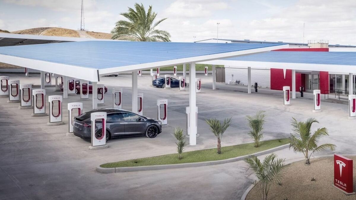 Илон Маск решил открыть рестораны под брендом Tesla
