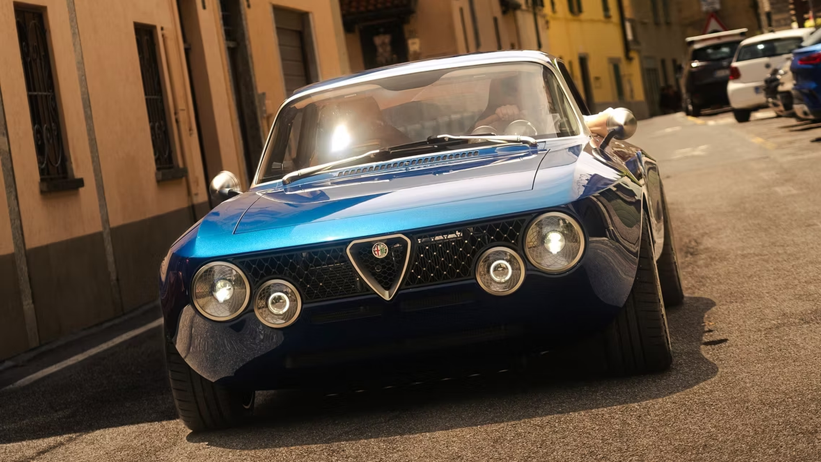 Старую Alfa Romeo GTА превратили в «злой» рестомод за 470 тысяч долларов